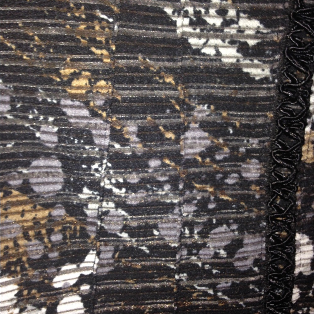 Blouse - Picture 3 of 4